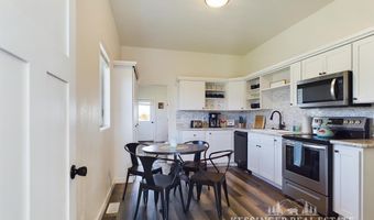 653 Southfork Rd, Cody, WY 82414
