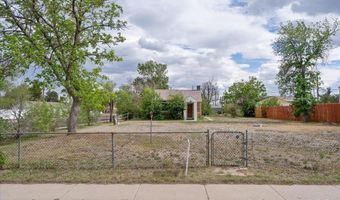 2521 E 10TH St, Cheyenne, WY 82001