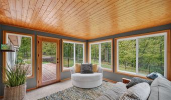 32432 Northwoods Rd, Adel, IA 50003