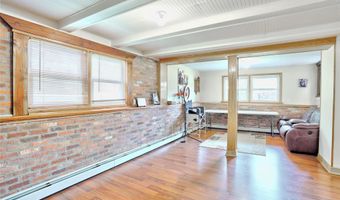 14 Montclair Ave, Airmont, NY 10952