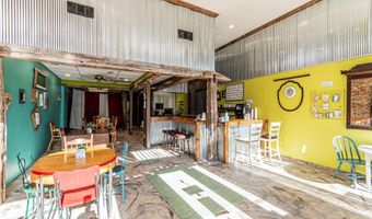 316 318 Broadway St, Abilene, KS 67410