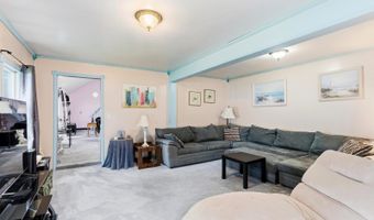 322 Veterans Blvd, Bayville, NJ 08721