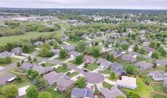 927 Jasara Cir, Baldwin City, KS 66006