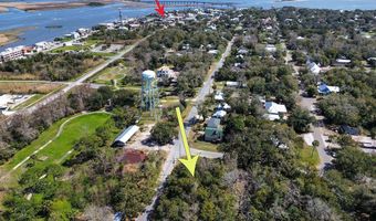 200 210 5th St, Apalachicola, FL 32320