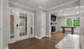 3436 HOLLY Rd, Annandale, VA 22003