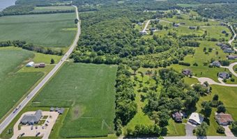 000 8TH St E, Andalusia, IL 61232