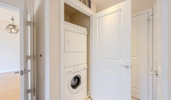 3650 S GLEBE Rd 460, Arlington, VA 22202