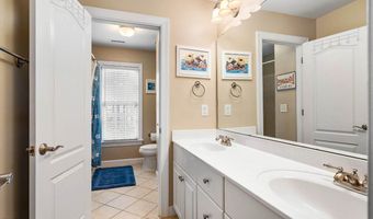 216 Wendhurst Ct, Apex, NC 27502