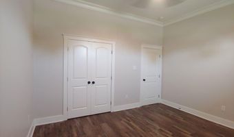 422 E Magnolia St, Abbeville, LA 70510