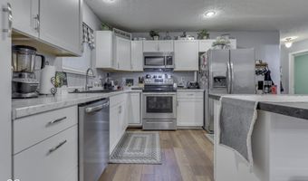 596 Briarwood Ln, Bedford, IN 47421