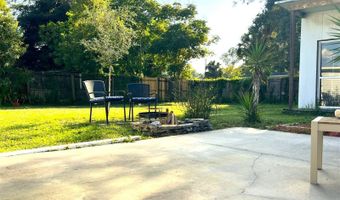 55119 5TH St, Astor, FL 32102