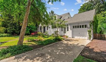 215 WARDOUR Dr, Annapolis, MD 21401