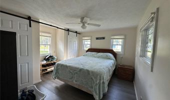 55045 6TH St, Astor, FL 32102