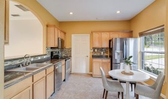 700 LAKE FRANCIS Dr, Apopka, FL 32712