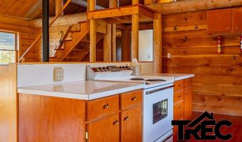 17 Rustic Rd, Cody, WY 82414
