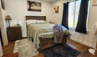 604 Marvin Ave, Ava, MO 65608