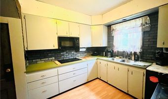 870 Parkway Blvd, Alliance, OH 44601
