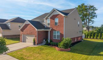 704 Groveland Cir, Ann Arbor, MI 48108