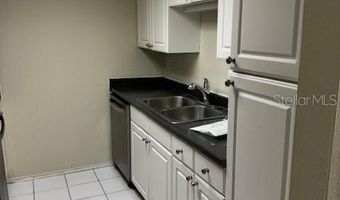 922 LAKE DESTINY Rd F, Altamonte Springs, FL 32714