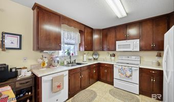 45613 Redhill Rd, Bay Minette, AL 36507