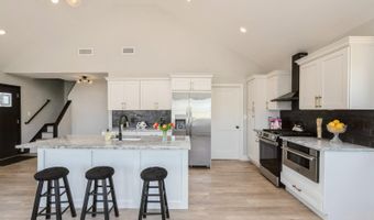 282 S Ketcham Ave, Amityville, NY 11701