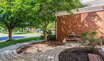 20262 KIAWAH ISLAND Dr, Ashburn, VA 20147