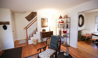5862 MONTICELLO Rd, Alexandria, VA 22303