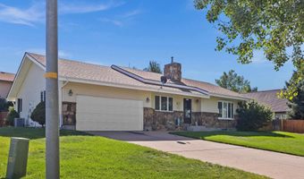 4411 Puma Dr, Casper, WY 82604