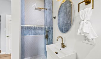 308 Hanakoa St, Honolulu, HI 96825