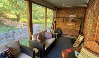 380 Daniels Crk, Banner, KY 41603