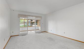 1200 18th Ave NW 137, Austin, MN 55912