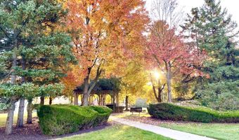 5841 Lafayette Ln, Ann Arbor, MI 48103