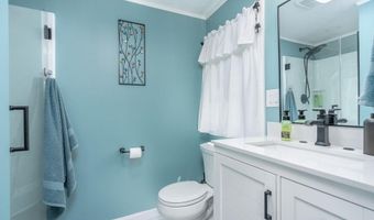 18 Lady Slipper Ln, Barrington, NH 03825