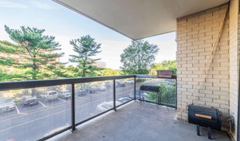203 YOAKUM Pkwy 208Va, Alexandria, VA 22304
