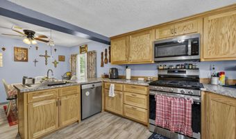 8145 Jack Graves Rd, Biloxi, MS 39532