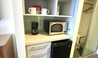 410 Atkinson Dr 2213, Honolulu, HI 96814