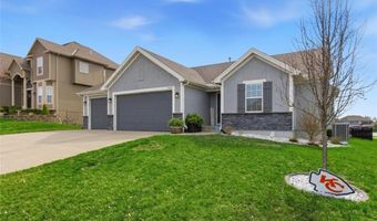 14223 Amanda Ln, Basehor, KS 66007