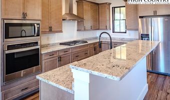 5141 Andy Hicks Rd, Banner Elk, NC 28604