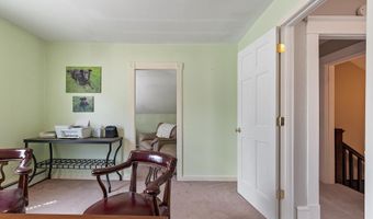 328 W Hollis St, Nashua, NH 03060