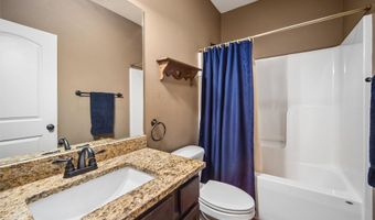 1458 NE Falstaff Ln, Ankeny, IA 50021