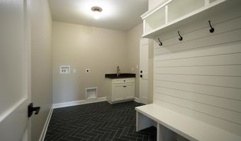 22430 HUMMINGBIRD Rd, Ellendale, DE 19941