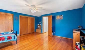 925 W LINDBERGH St, Appleton, WI 54914