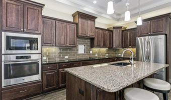 4872 N Prestwick Ave, Bel Aire, KS 67226