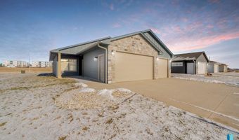 2308 E Tinley St, Brandon, SD 57005