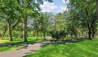 965 AVENUE C 3, Bayonne, NJ 07002