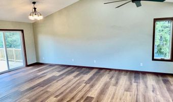 201 25th St SW, Austin, MN 55912