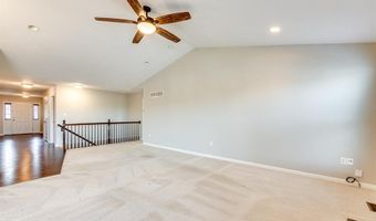 925 Meramec Grove Dr, Ballwin, MO 63021