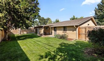 6017 Moore St, Arvada, CO 80004