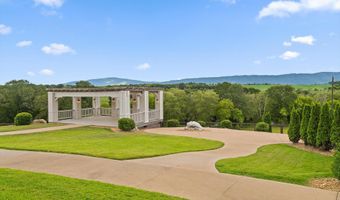 1020 Thomas Rd, Benton, TN 37307