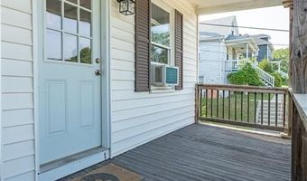 27 May St, Blackstone, MA 01504